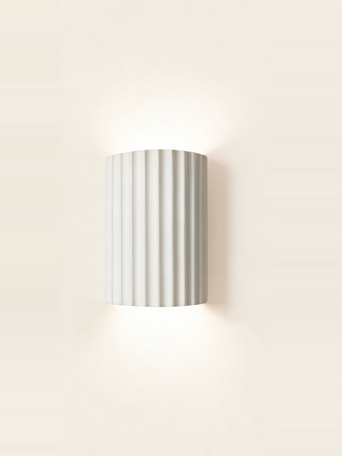 Ribbed Resin Wall Sconce — hero, White