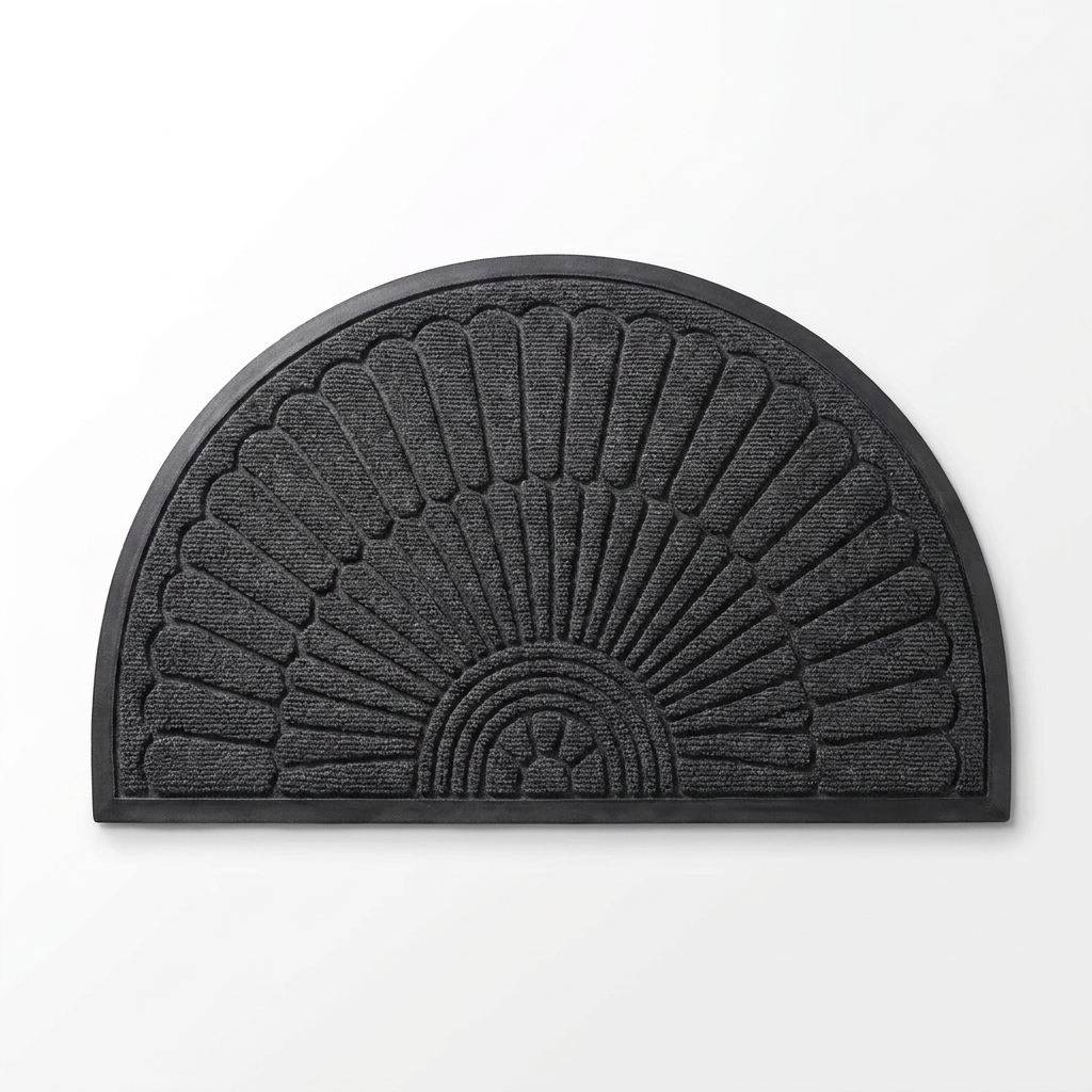 Weather-resistant outdoor rug - Dark Gray hero shot