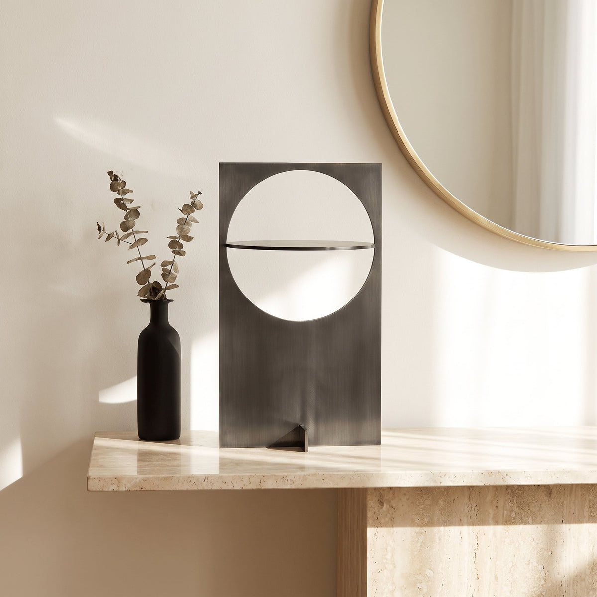 Horizon Disc Table Lamp — console lifestyle, disc closed