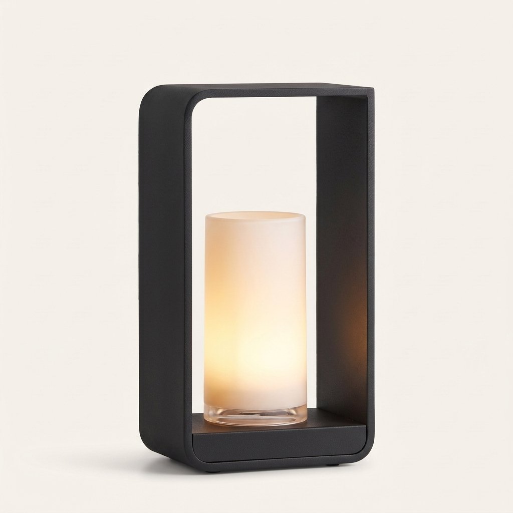 Meadow Solar Lawn Light — Small, 11.8 in