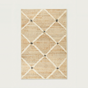 Kali natural beige lattice rug - hero