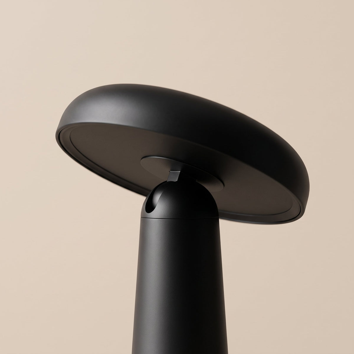 Porcini Table Lamp — tilting cap detail