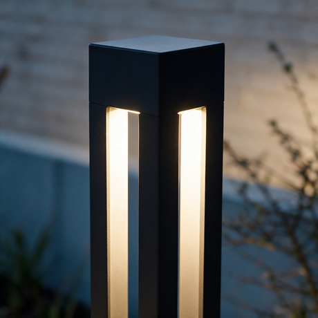 Rowan Aluminum Bollard Light - macro detail shot