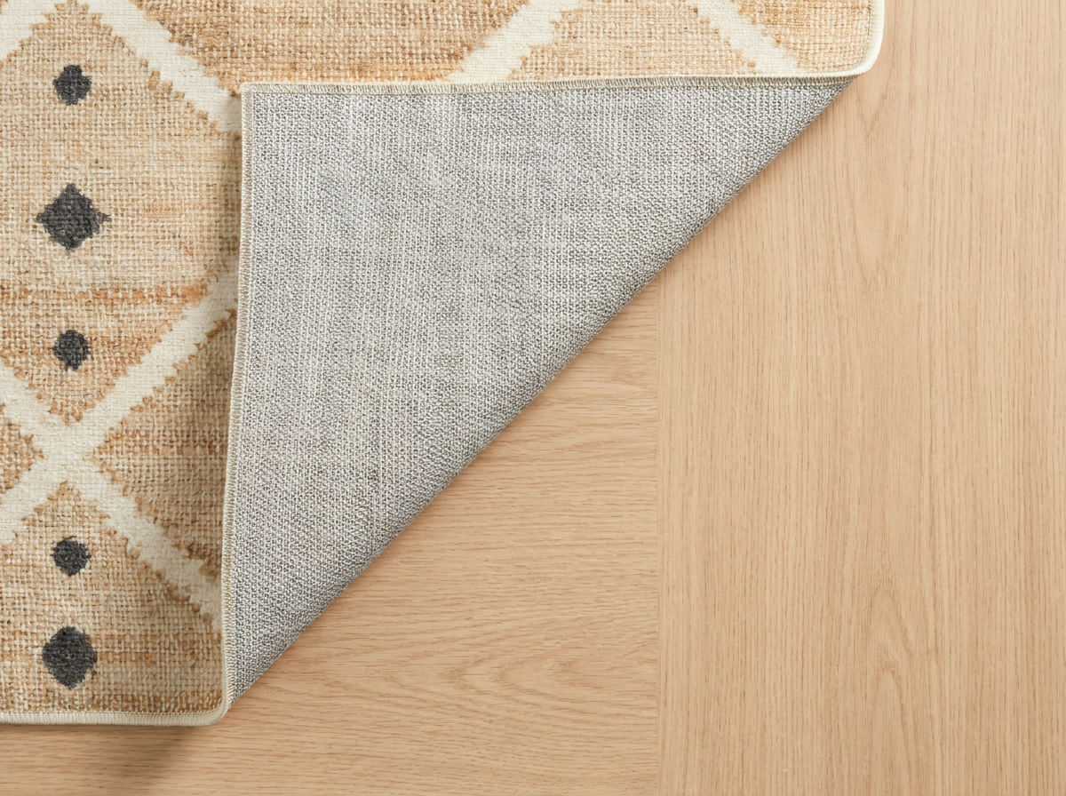 Kali lattice rug non-slip backing detail